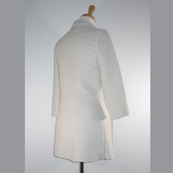 Frank Lyman Cream Cardigan Coat - size 6 - Picture 6 of 16